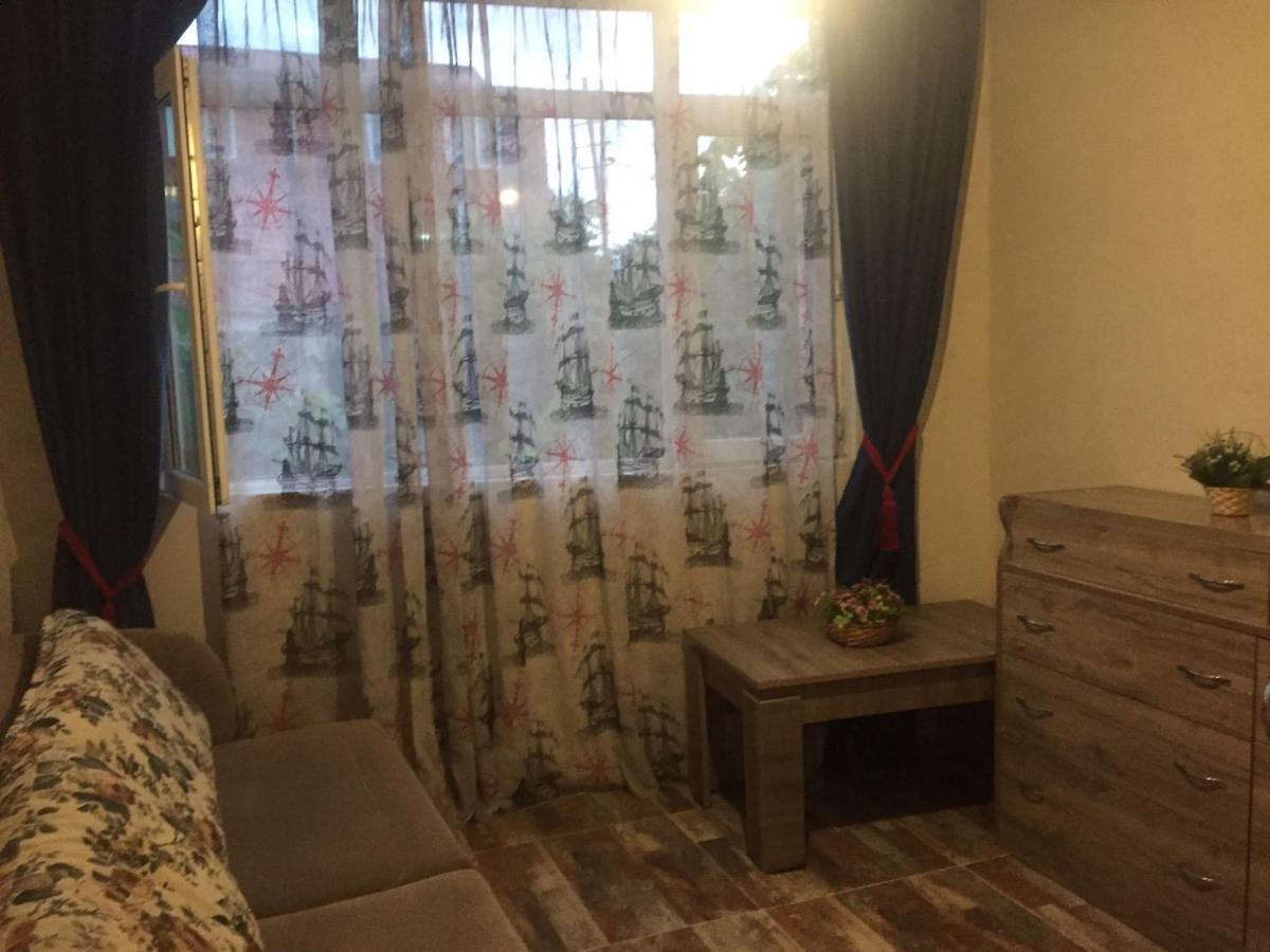 Rozmarin Нouse Makhinjauri Hotel Batoemi Buitenkant foto