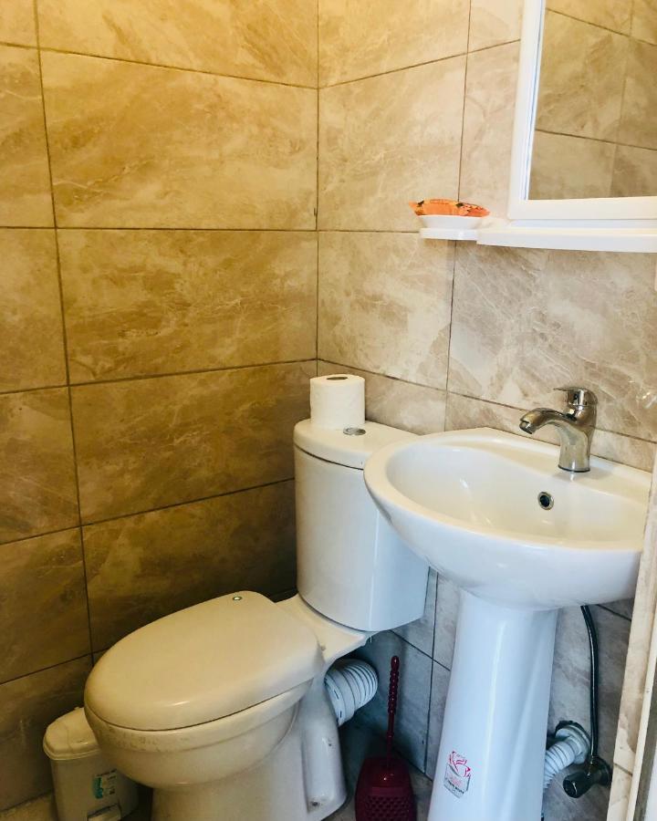 Rozmarin Нouse Makhinjauri Hotel Batoemi Buitenkant foto