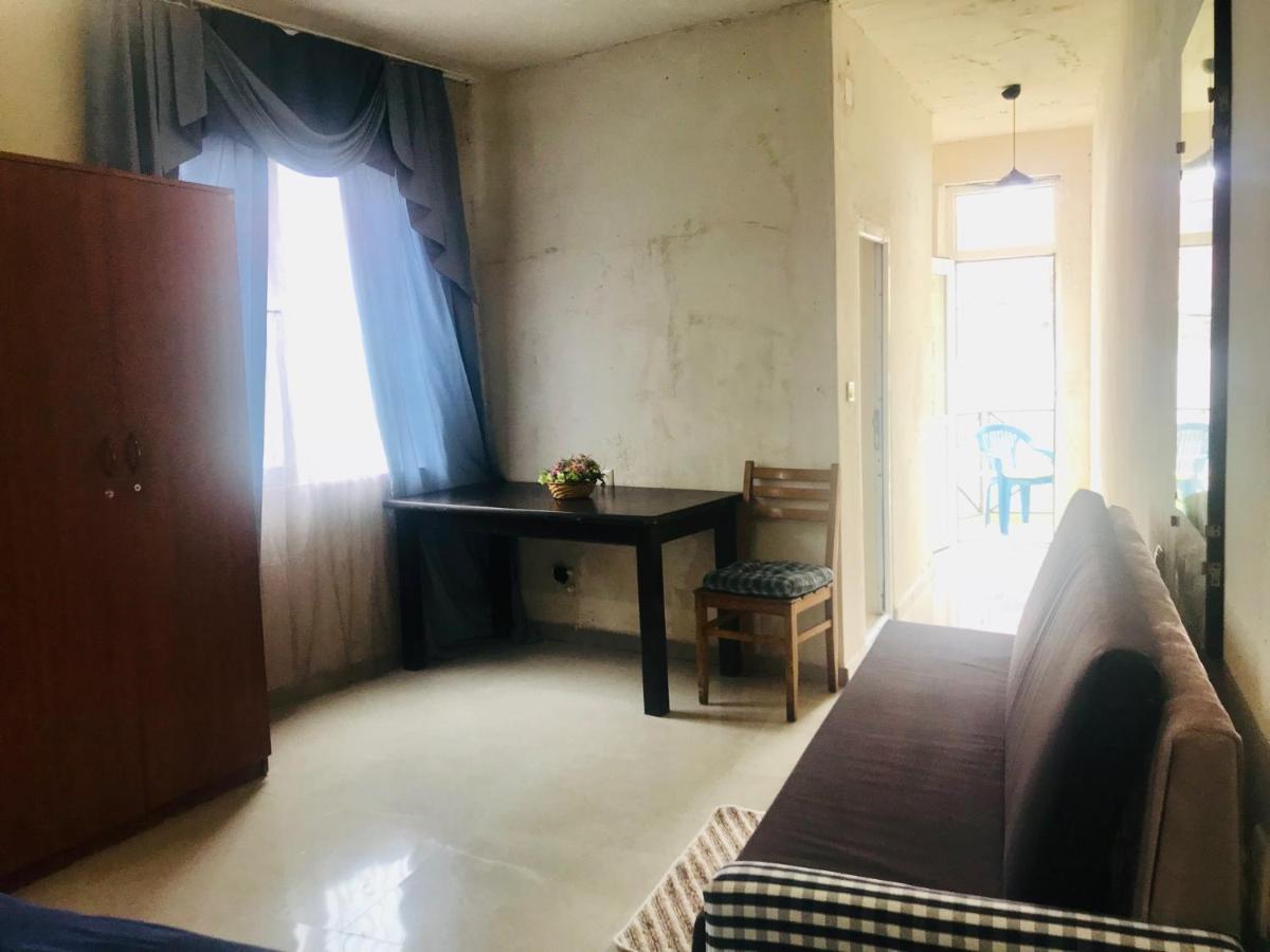 Rozmarin Нouse Makhinjauri Hotel Batoemi Buitenkant foto