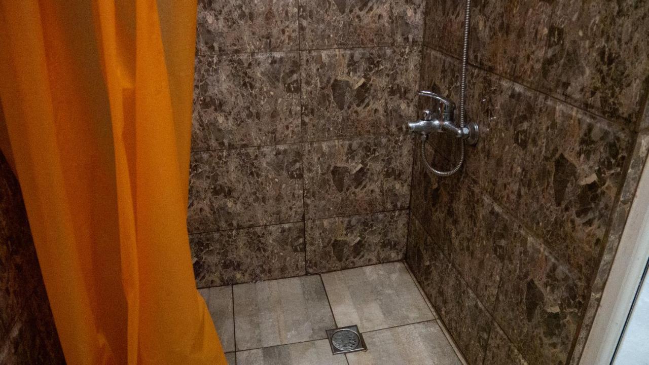 Rozmarin Нouse Makhinjauri Hotel Batoemi Buitenkant foto